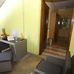 Two Bedroom Apartment, Neighborhood, Free Parking, Wifi