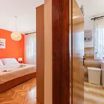 Two Bedroom Apartment, Neighborhood, Free Parking, Wifi Appartement Pula